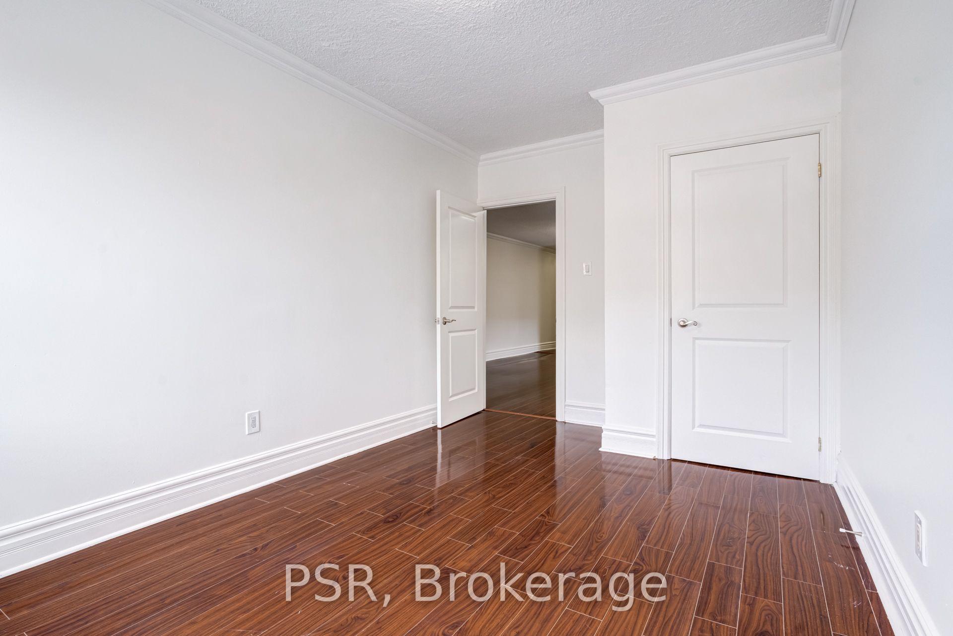 Photo 11 of Unit 2, 2 Craighurst Avenue, Toronto, Lawrence Park North — HOMEH