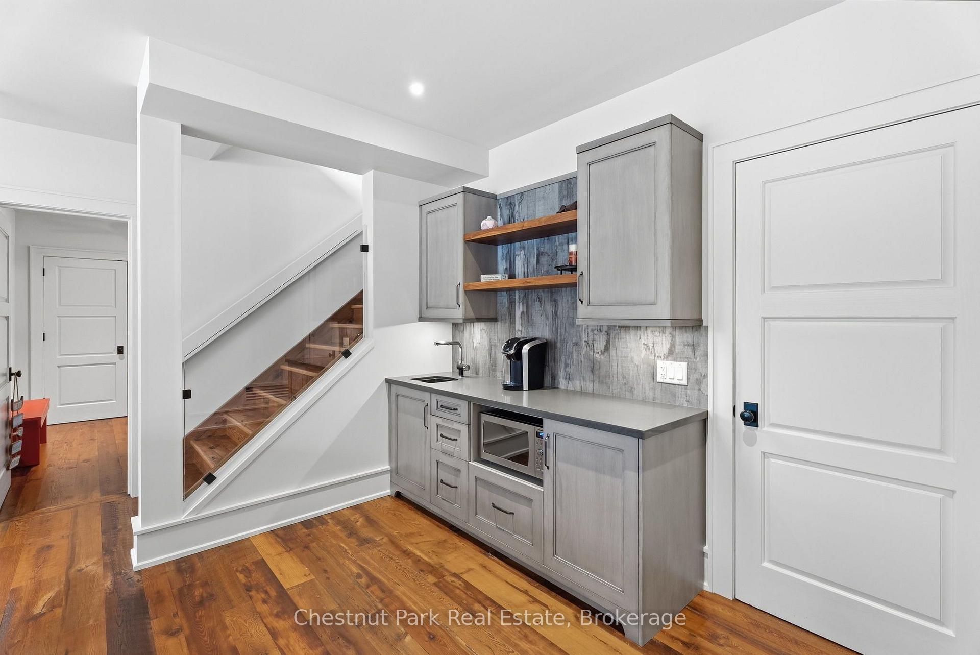 Photo 31 of 1136 Severn Lane, Algonquin Highlands, McClintock — HOMEH