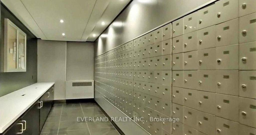 Photo 3 of Unit 907, 210 Victoria Street, Toronto, Church-Yonge Corridor — HOMEH