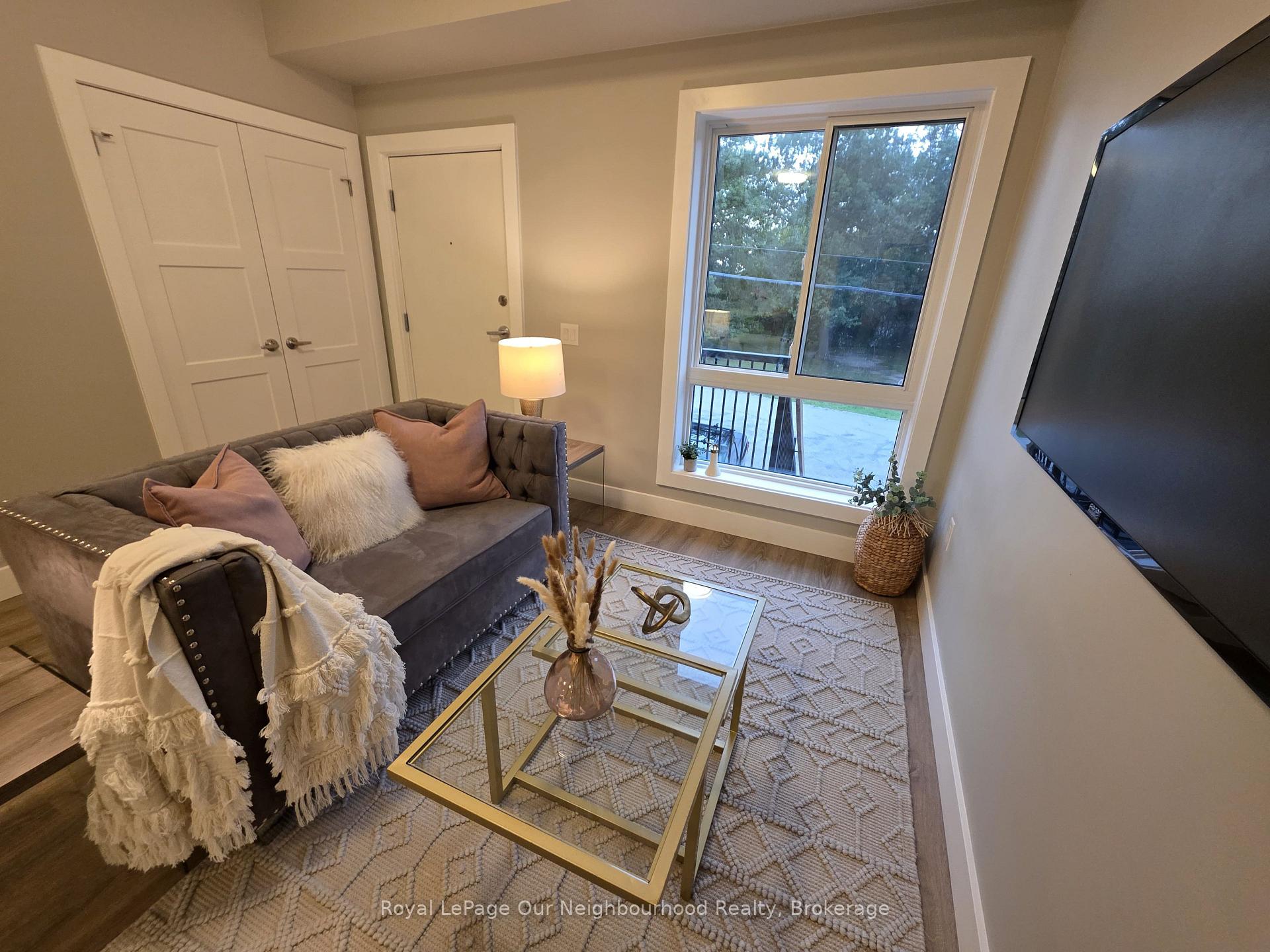 Photo 6 of Unit 11, 199 Pine Street, Tay, Waubaushene — HOMEH