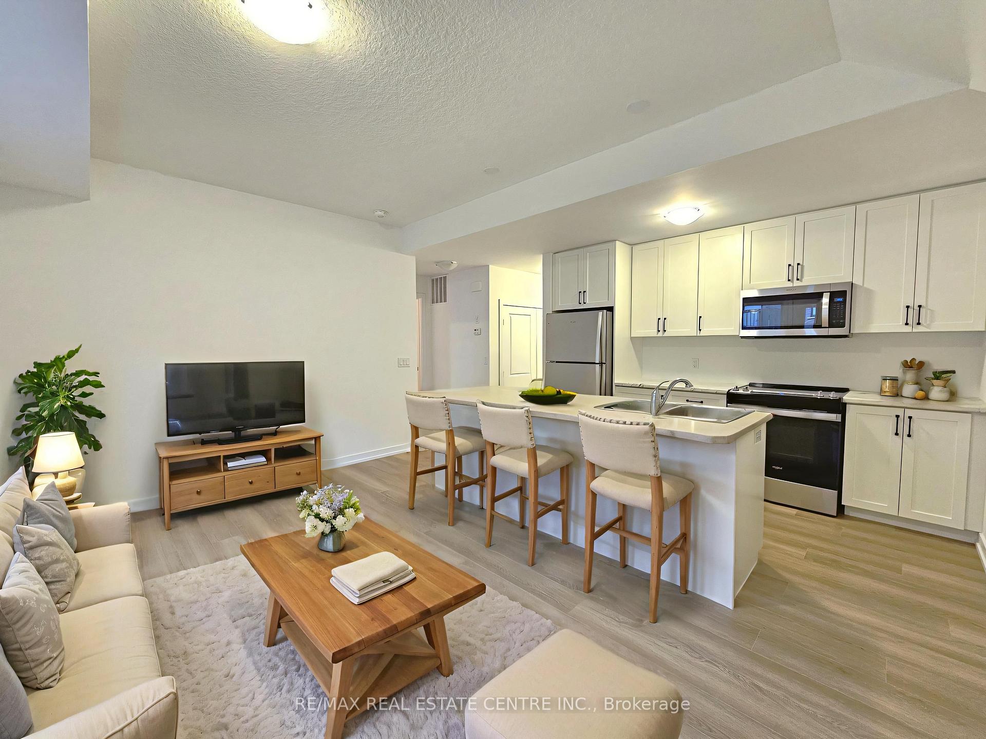 Photo 5 of Unit 11, 70 Kenesky Drive, Hamilton, Waterdown — HOMEH