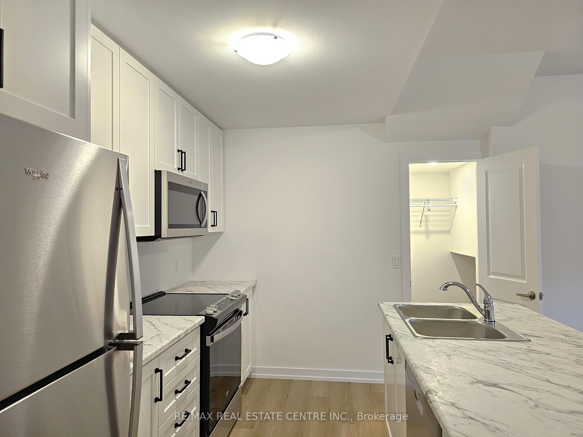 Photo 8 of Unit 11, 70 Kenesky Drive, Hamilton, Waterdown — HOMEH