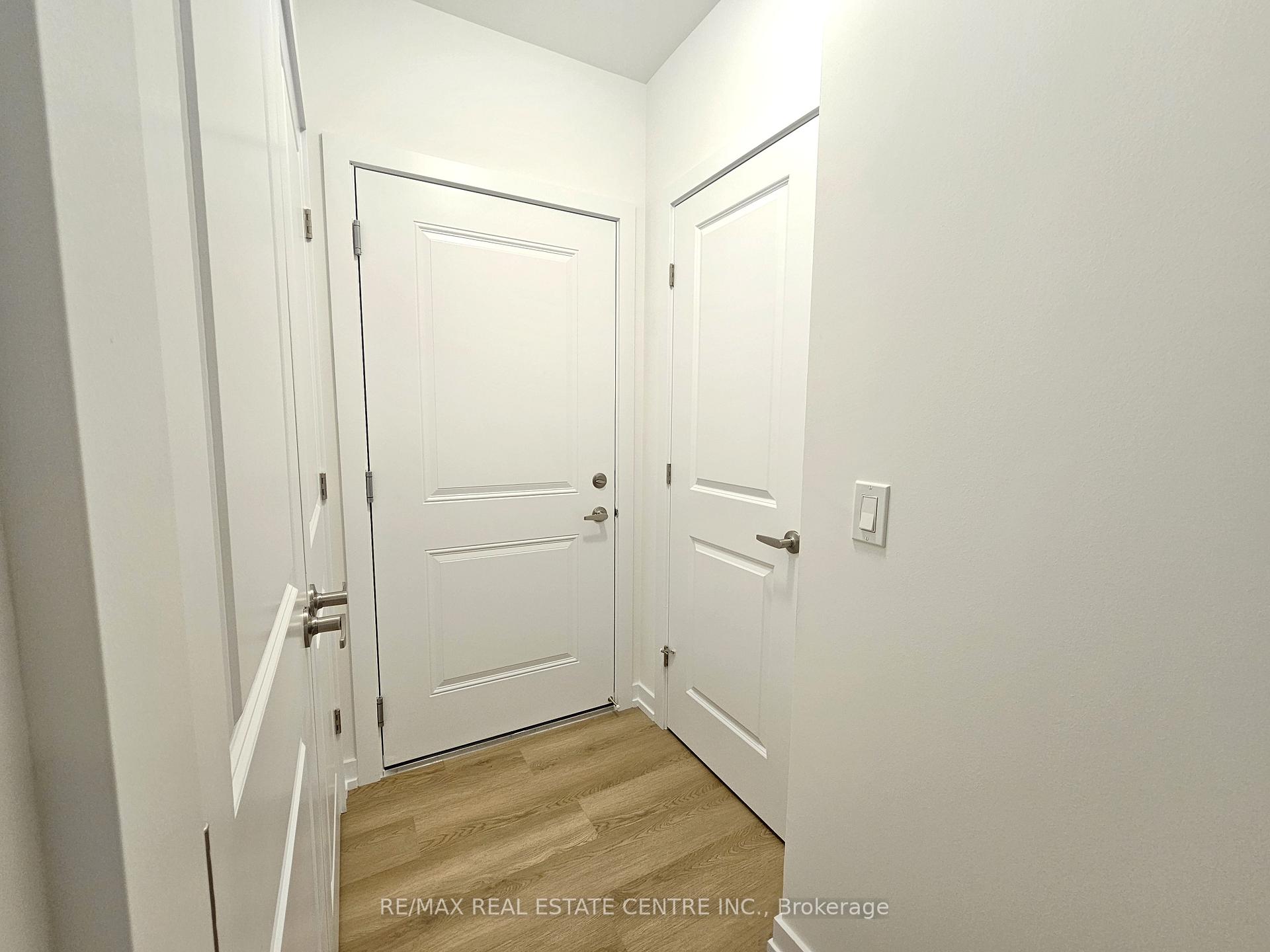Photo 10 of Unit 11, 70 Kenesky Drive, Hamilton, Waterdown — HOMEH