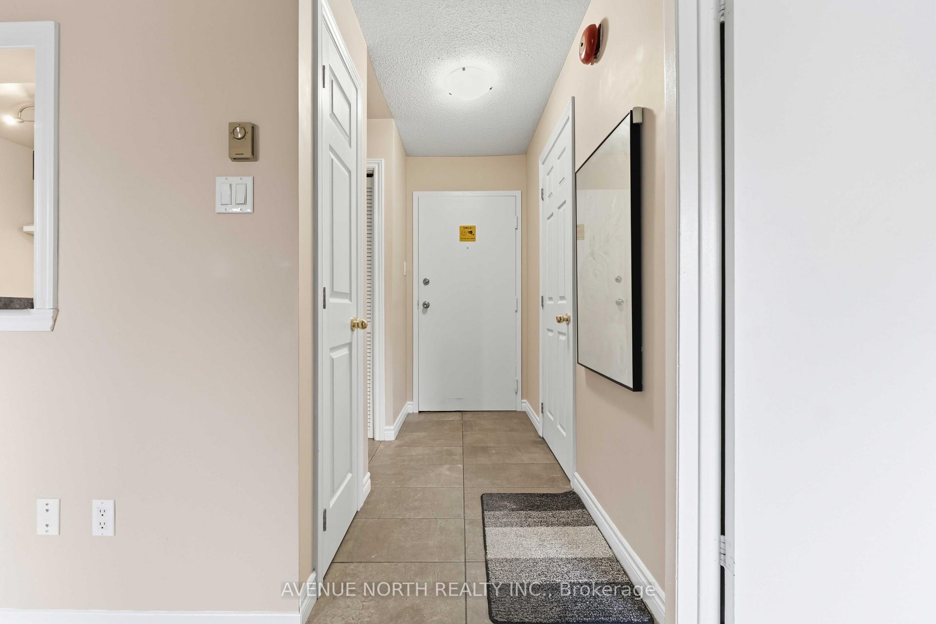 Photo 7 of Unit 210, 212 Viewmount Drive, Ottawa, Borden Farm/Stewart Farm/Carleton Heights/Parkwood Hills — HOMEH