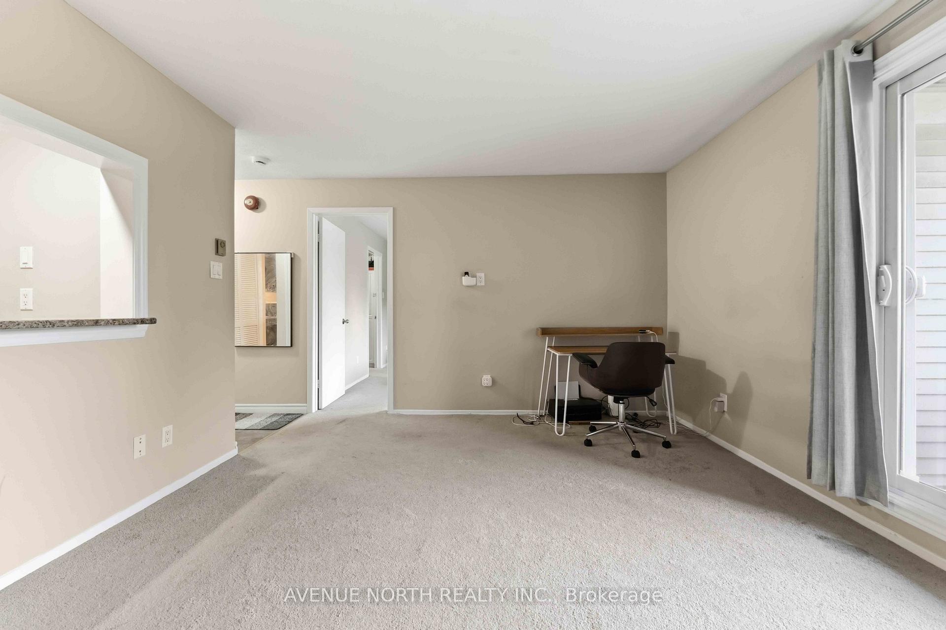 Photo 13 of Unit 210, 212 Viewmount Drive, Ottawa, Borden Farm/Stewart Farm/Carleton Heights/Parkwood Hills — HOMEH