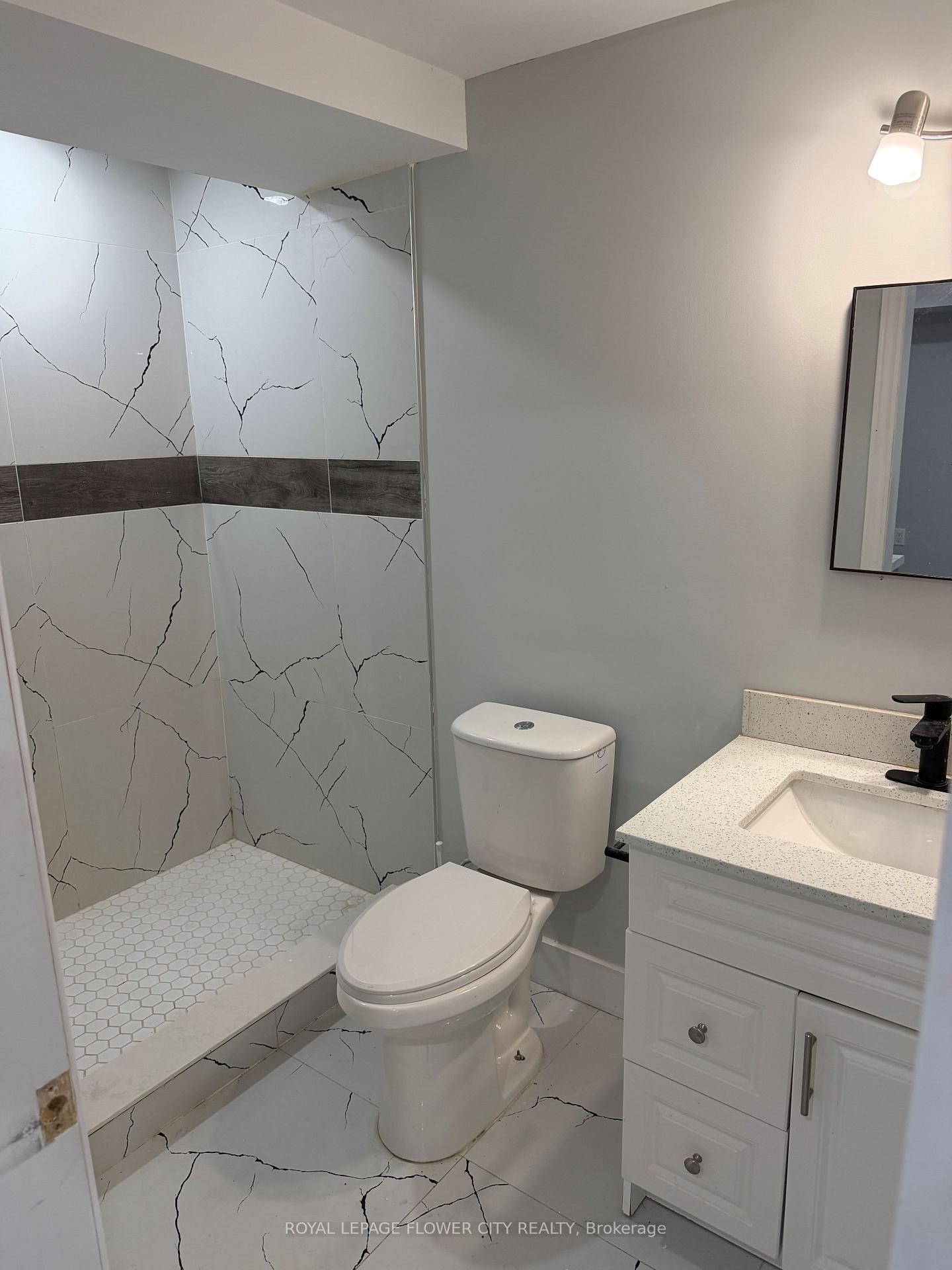 Photo 10 of 252 Simpson Crescent, London, East I — HOMEH