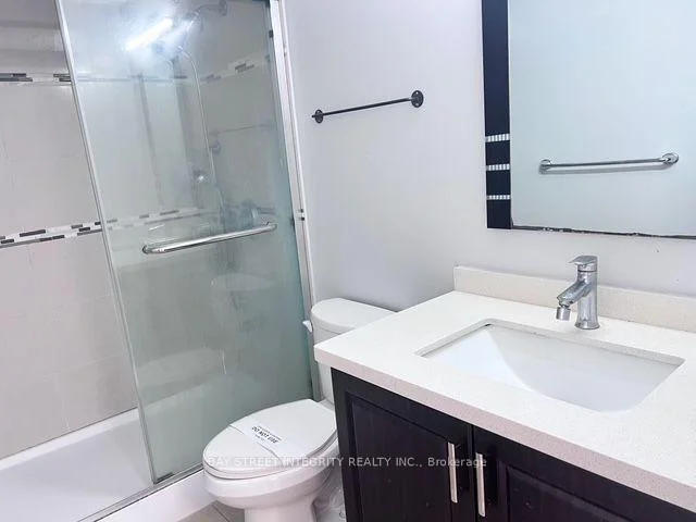 Photo 16 of 22 Dunbar Crescent, Markham, Milliken Mills East — HOMEH