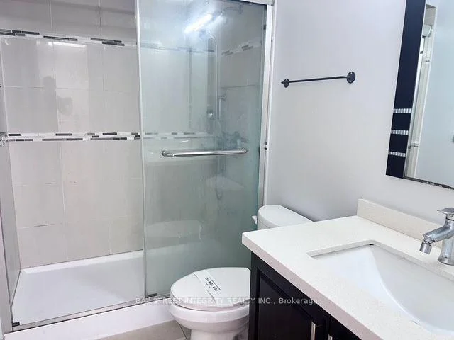 Photo 20 of 22 Dunbar Crescent, Markham, Milliken Mills East — HOMEH