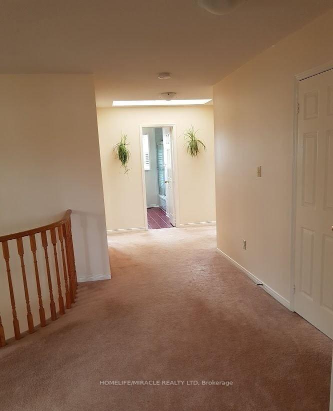 Photo 8 of Unit Main, 942 Sandcliff Drive, Oshawa, Pinecrest — HOMEH