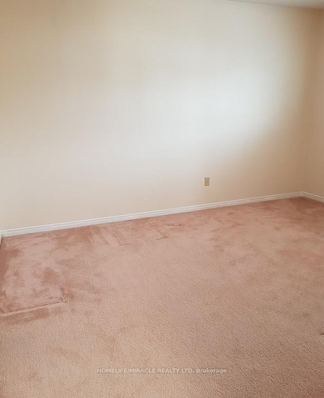 Photo 12 of Unit Main, 942 Sandcliff Drive, Oshawa, Pinecrest — HOMEH