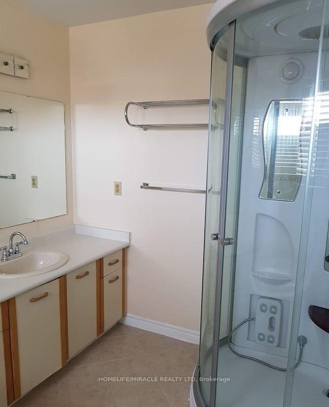 Photo 13 of Unit Main, 942 Sandcliff Drive, Oshawa, Pinecrest — HOMEH