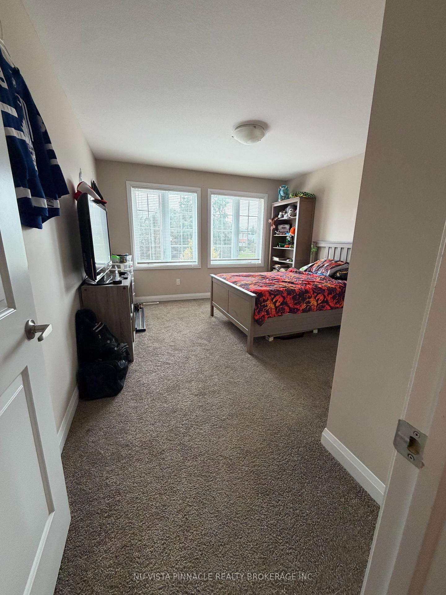 Photo 10 of Unit 90, 2040 Shore Road, London, South A — HOMEH