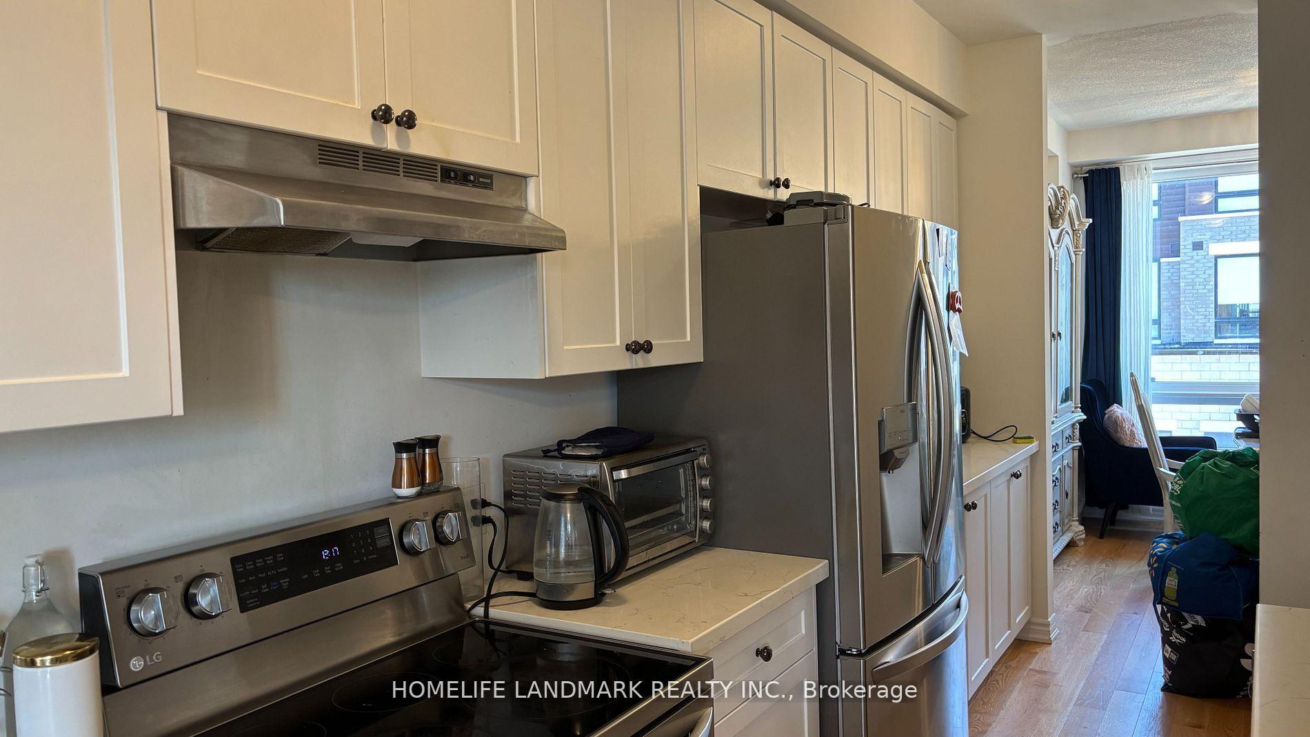 Photo 15 of 42 Lake Trail Way, Whitby, Brooklin — HOMEH