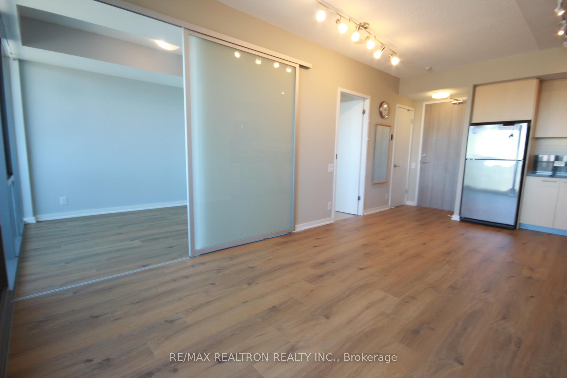 Photo 6 of Unit 2304, 390 Cherry Street, Toronto, Waterfront Communities — HOMEH