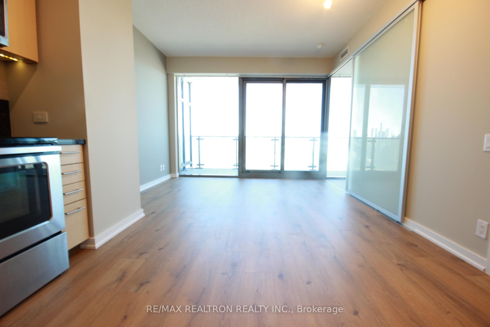 Photo 8 of Unit 2304, 390 Cherry Street, Toronto, Waterfront Communities — HOMEH