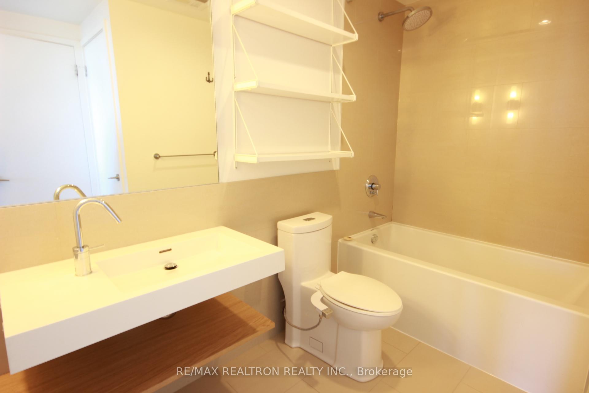 Photo 16 of Unit 2304, 390 Cherry Street, Toronto, Waterfront Communities — HOMEH