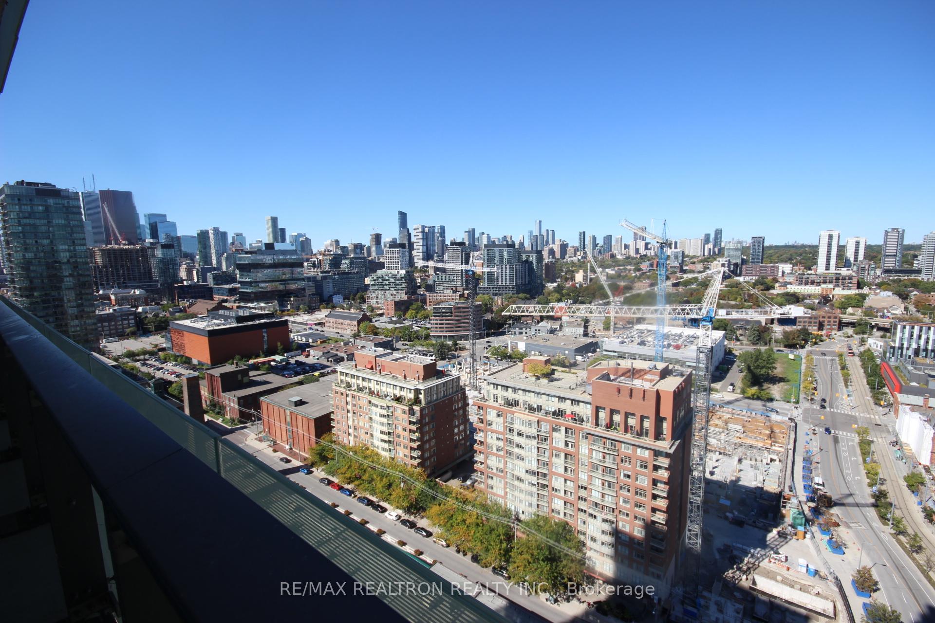 Photo 19 of Unit 2304, 390 Cherry Street, Toronto, Waterfront Communities — HOMEH