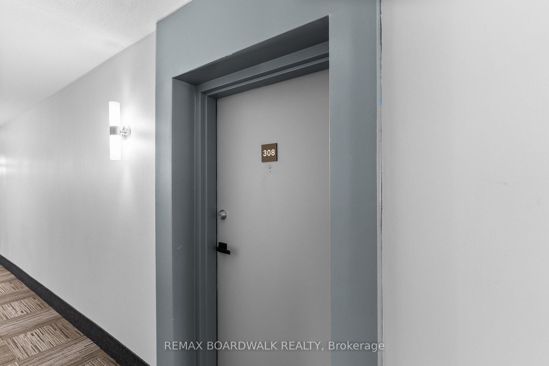 Photo 2 of Unit 308, 218 Viewmount Drive, Ottawa, Borden Farm/Stewart Farm/Carleton Heights/Parkwood Hills — HOMEH