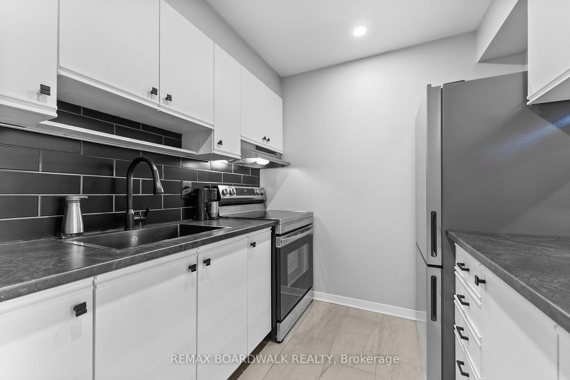 Photo 7 of Unit 308, 218 Viewmount Drive, Ottawa, Borden Farm/Stewart Farm/Carleton Heights/Parkwood Hills — HOMEH