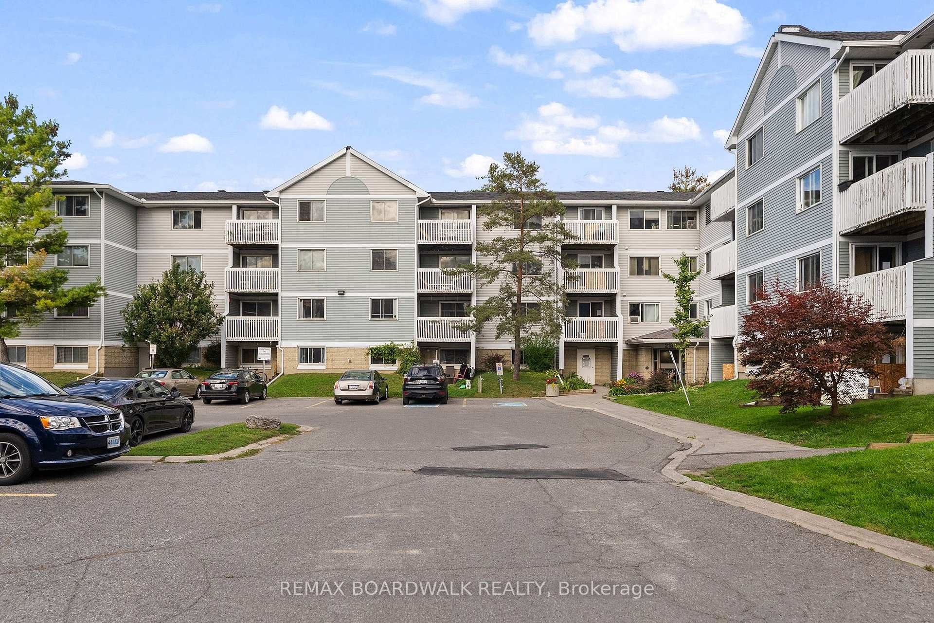 Photo 18 of Unit 308, 218 Viewmount Drive, Ottawa, Borden Farm/Stewart Farm/Carleton Heights/Parkwood Hills — HOMEH