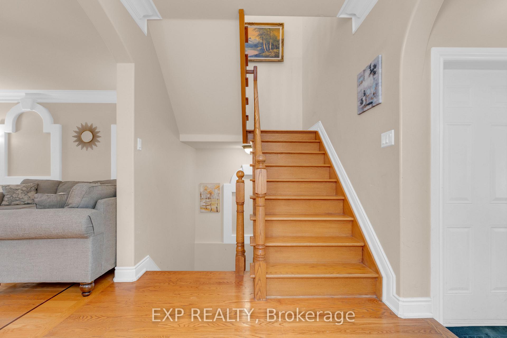 Photo 9 of 1221 Anoka Street, Ottawa, Ridgemont — HOMEH