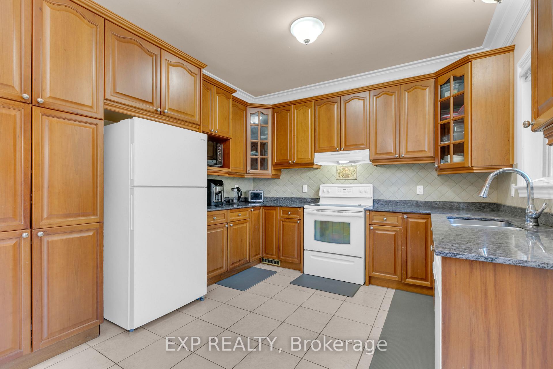 Photo 21 of 1221 Anoka Street, Ottawa, Ridgemont — HOMEH