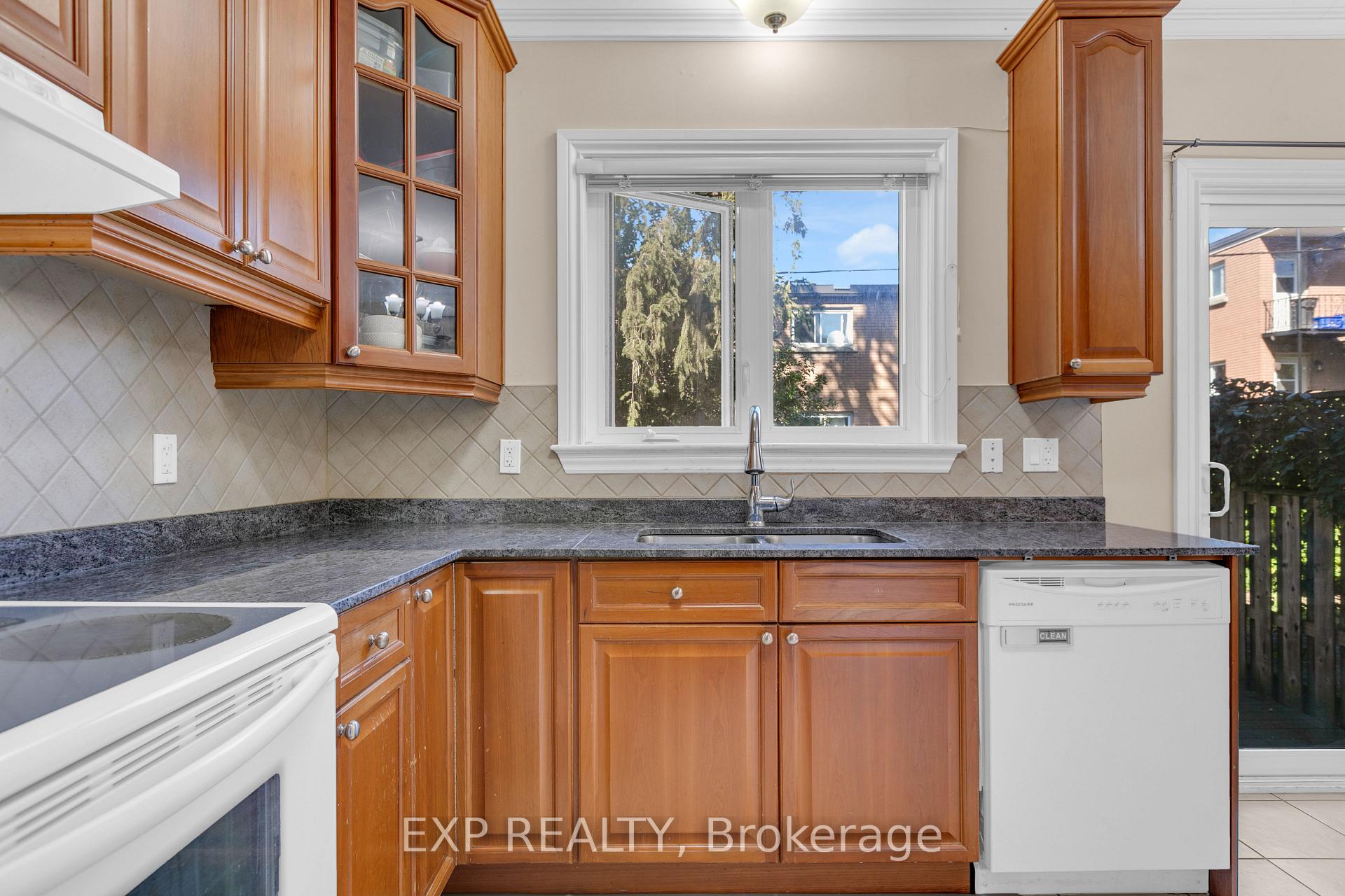 Photo 22 of 1221 Anoka Street, Ottawa, Ridgemont — HOMEH