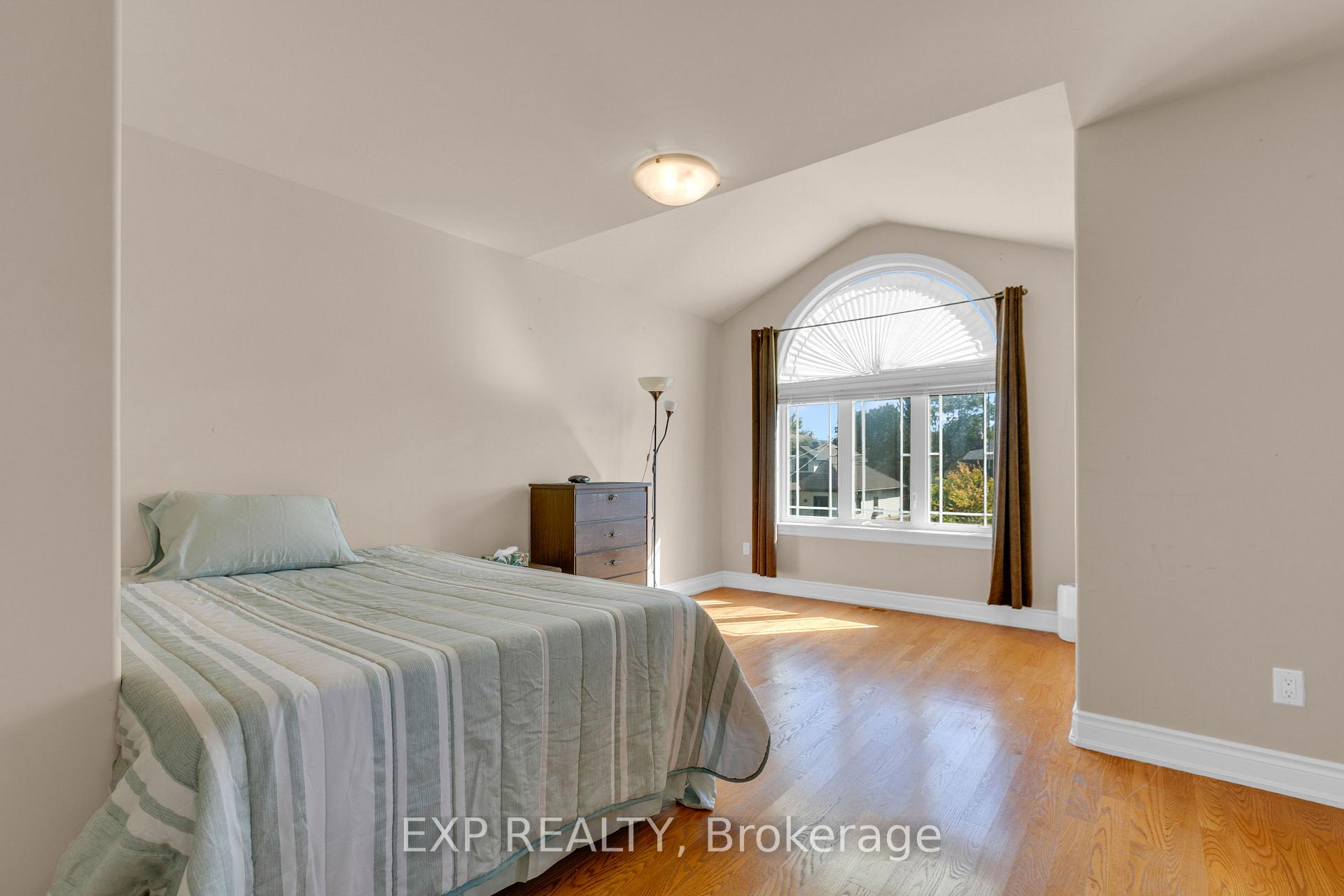 Photo 26 of 1221 Anoka Street, Ottawa, Ridgemont — HOMEH