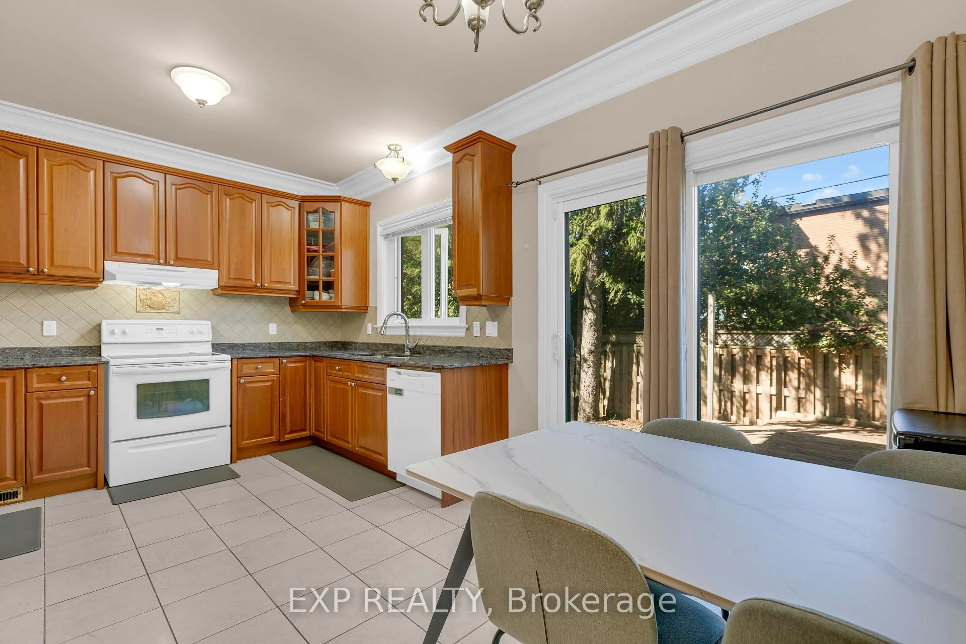 Photo 33 of 1221 Anoka Street, Ottawa, Ridgemont — HOMEH