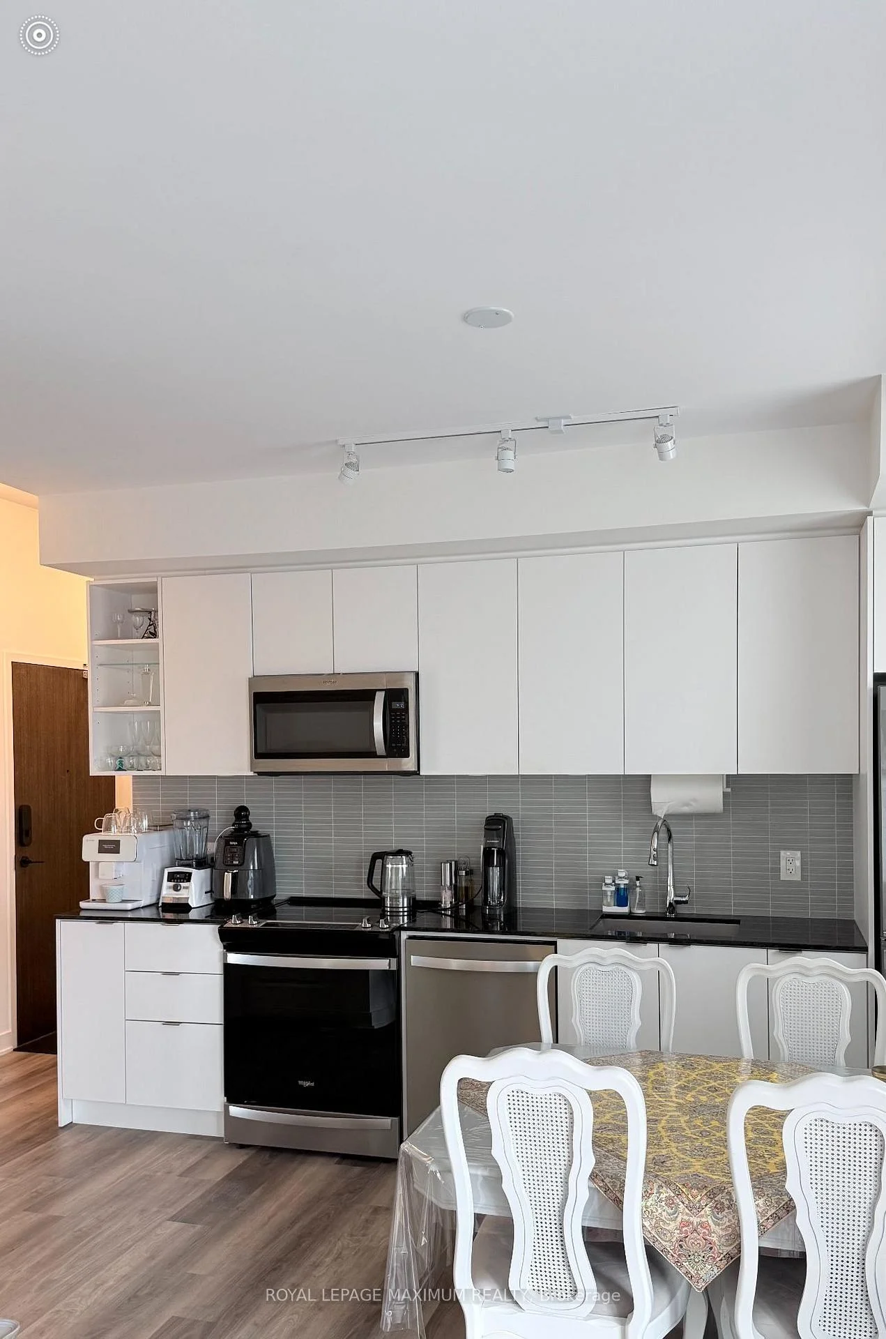 Photo 17 of Unit 1012, 100 Eagle Rock Way, Vaughan, Rural Vaughan — HOMEH