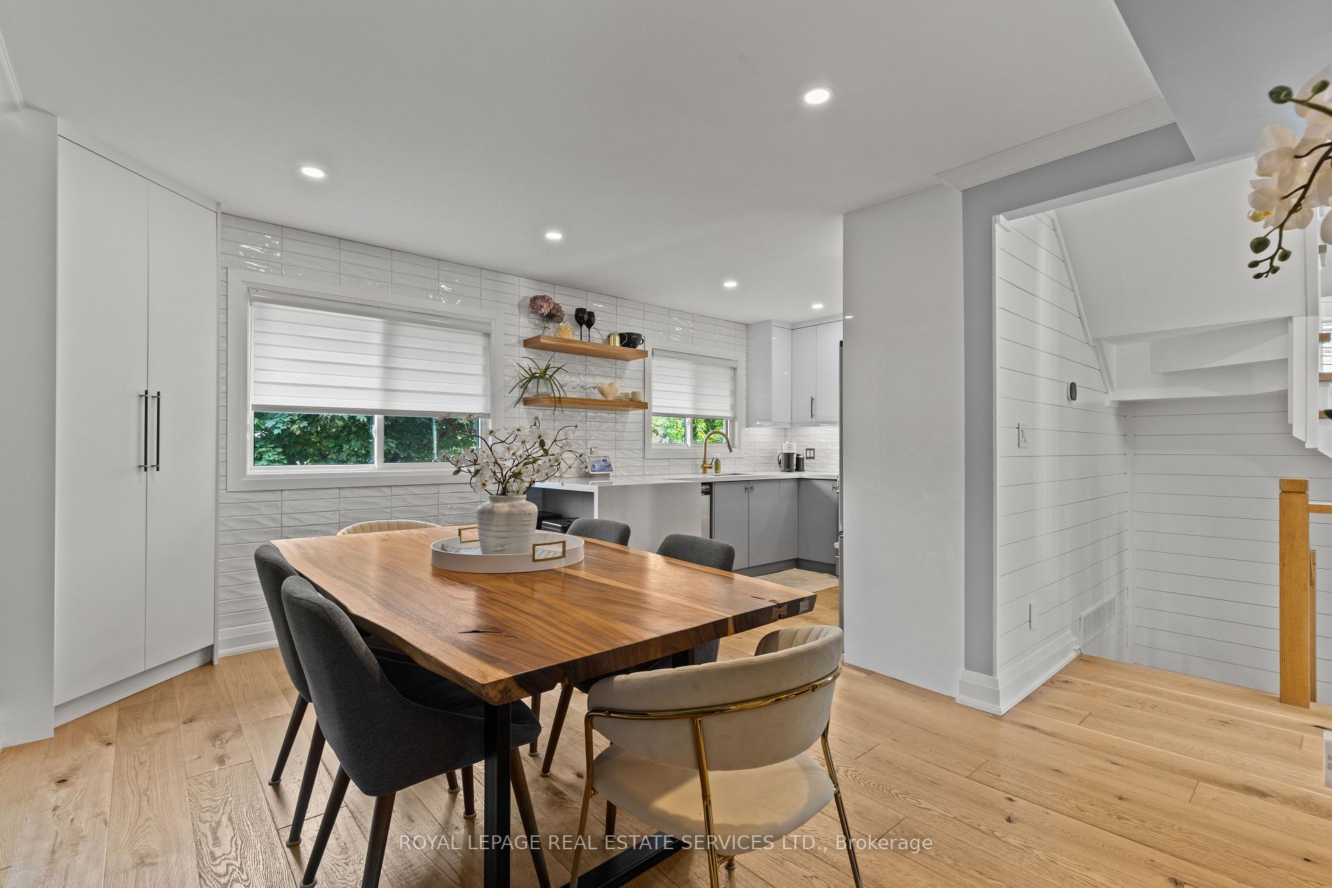 Photo 13 of Unit 5, 2303 Marine Drive, Oakville, Bronte — HOMEH