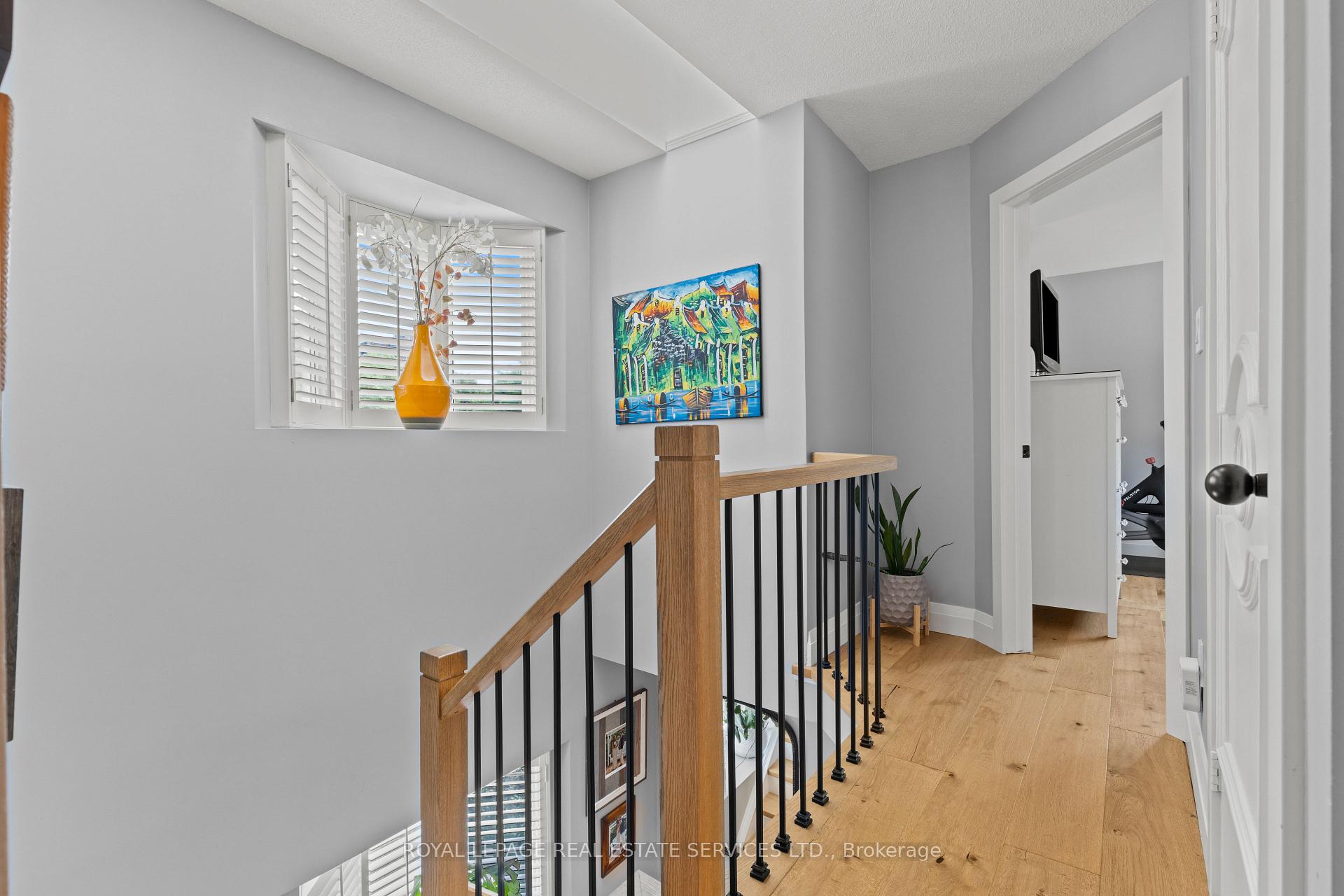 Photo 26 of Unit 5, 2303 Marine Drive, Oakville, Bronte — HOMEH