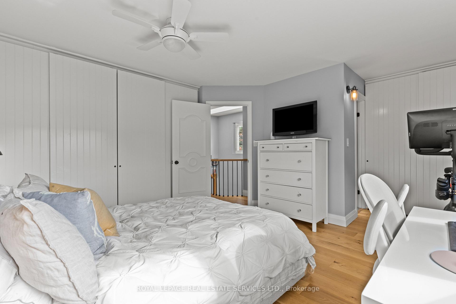 Photo 28 of Unit 5, 2303 Marine Drive, Oakville, Bronte — HOMEH