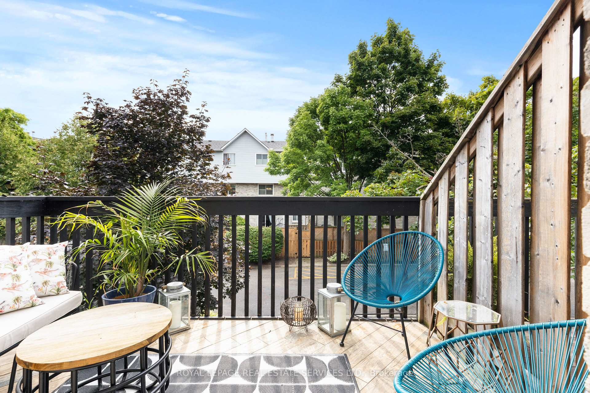 Photo 36 of Unit 5, 2303 Marine Drive, Oakville, Bronte — HOMEH