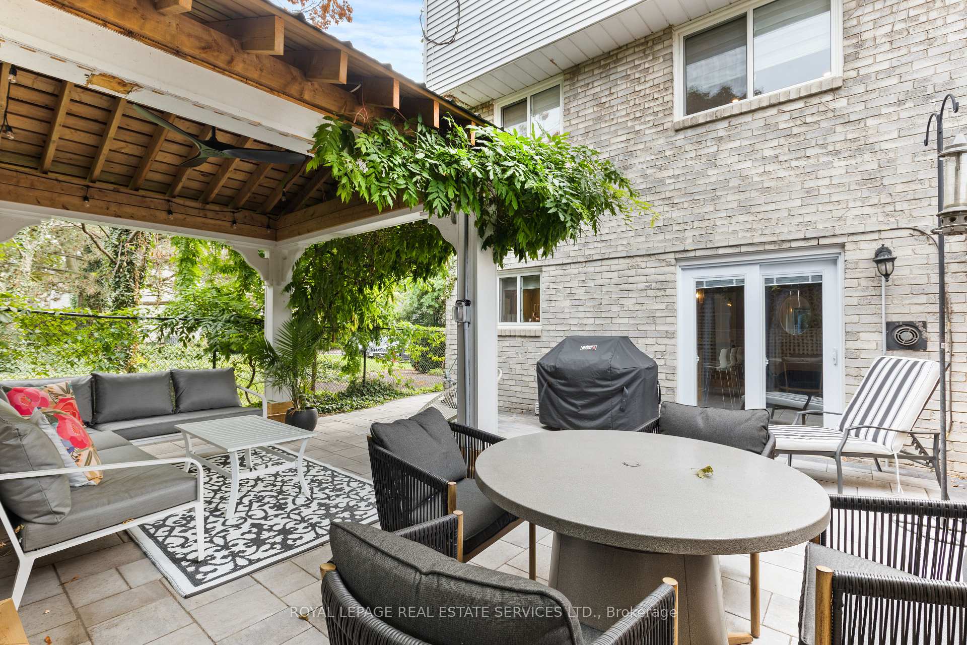 Photo 39 of Unit 5, 2303 Marine Drive, Oakville, Bronte — HOMEH