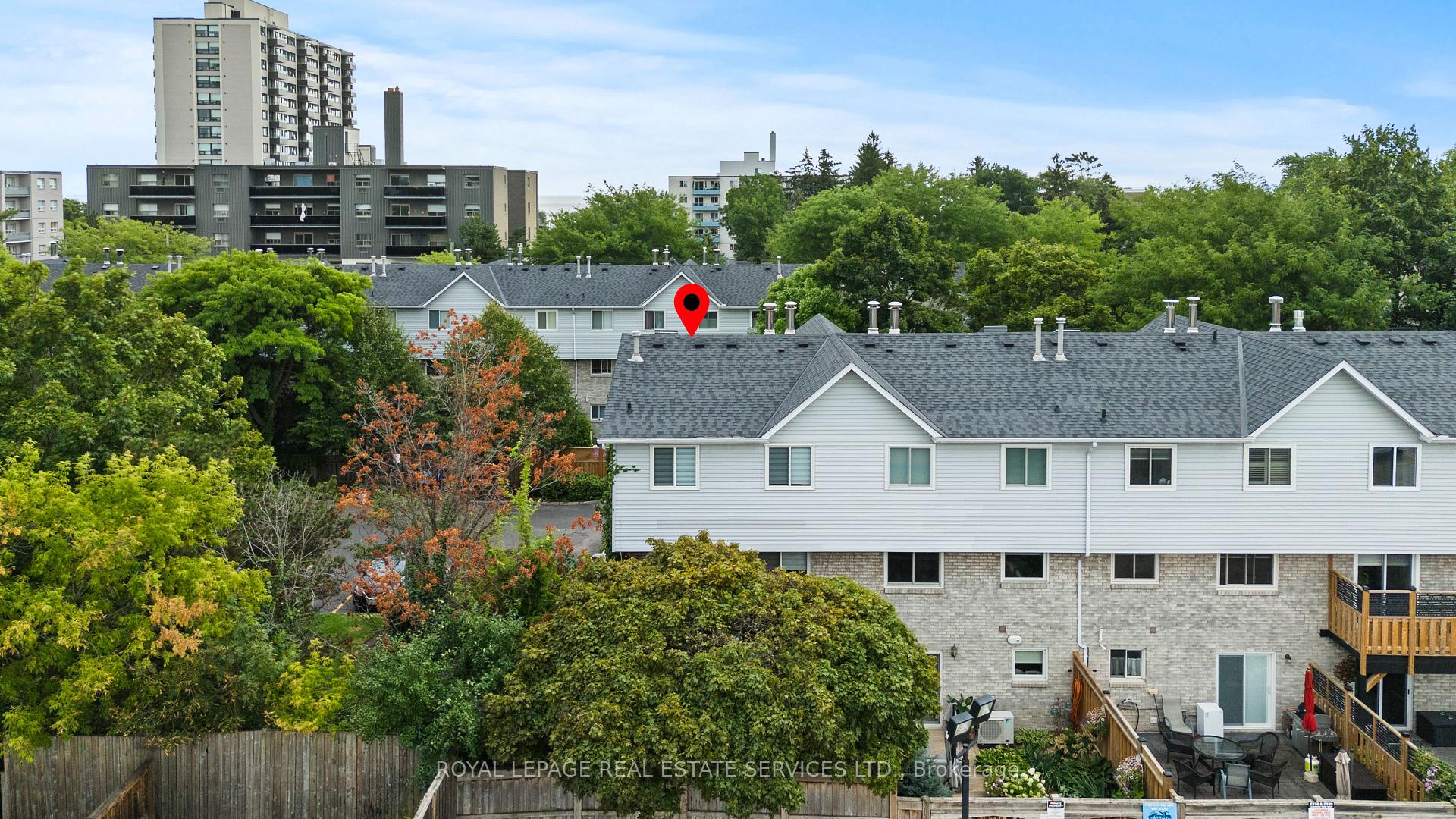 Photo 44 of Unit 5, 2303 Marine Drive, Oakville, Bronte — HOMEH