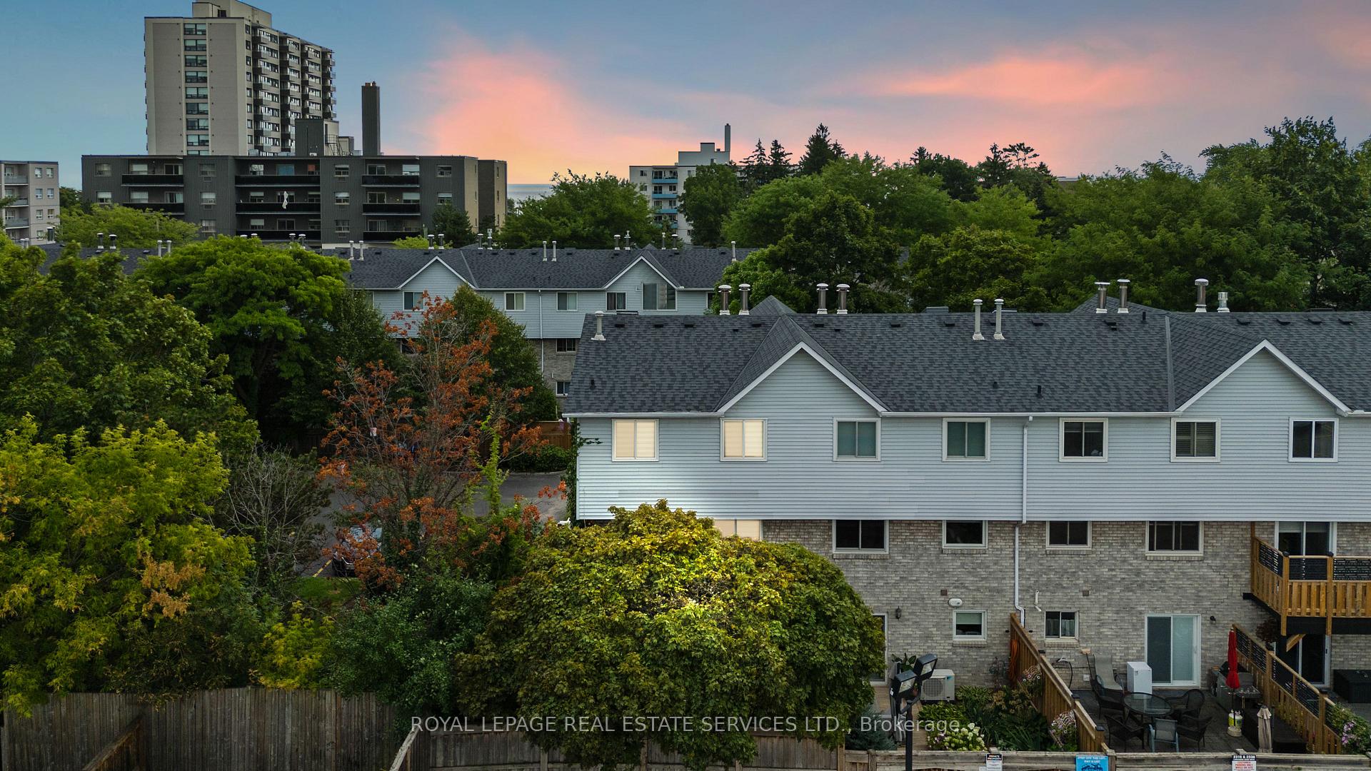 Photo 45 of Unit 5, 2303 Marine Drive, Oakville, Bronte — HOMEH
