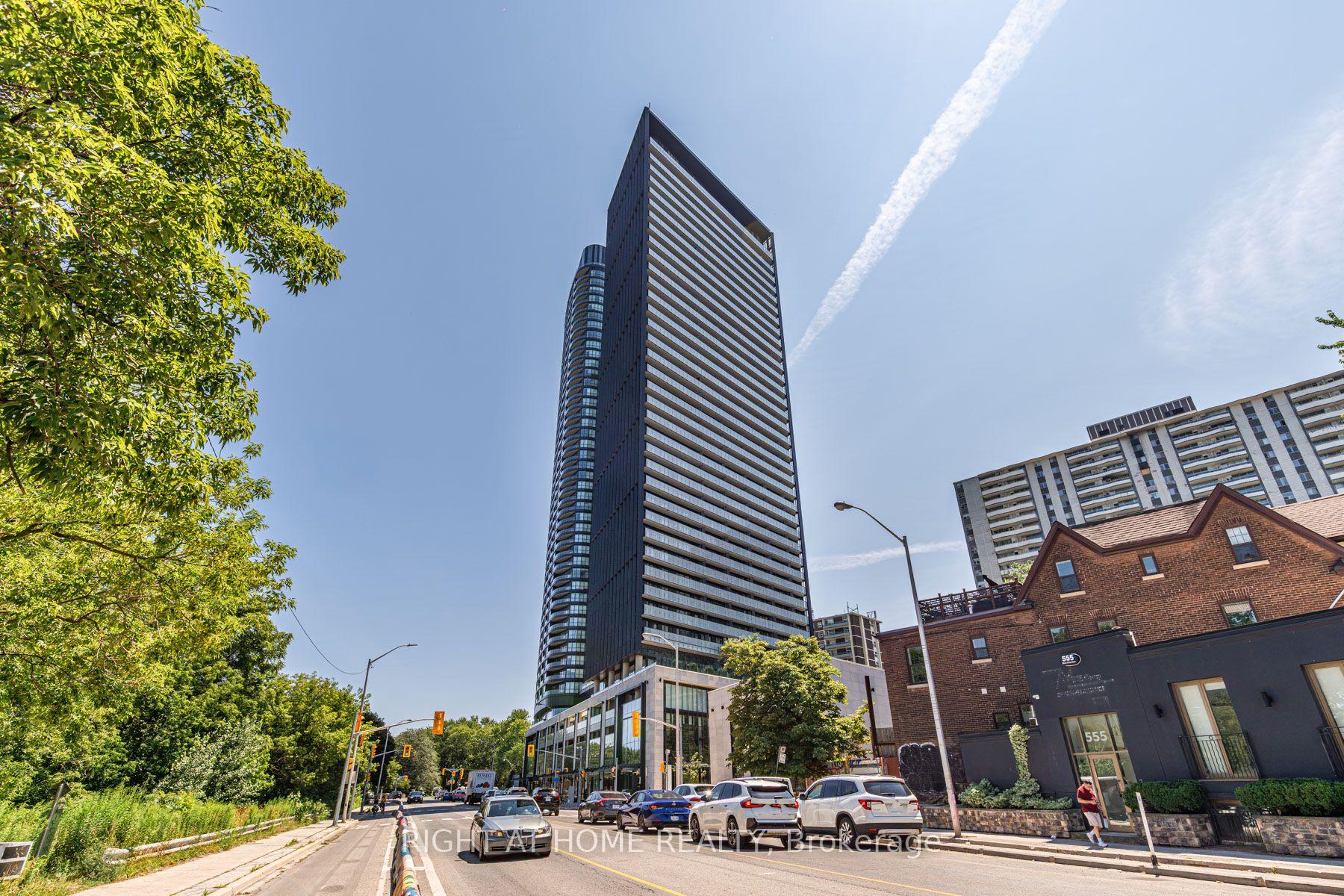 Photo 2 of Unit 3006, 575 Bloor Street E, Toronto, North St. James Town — HOMEH