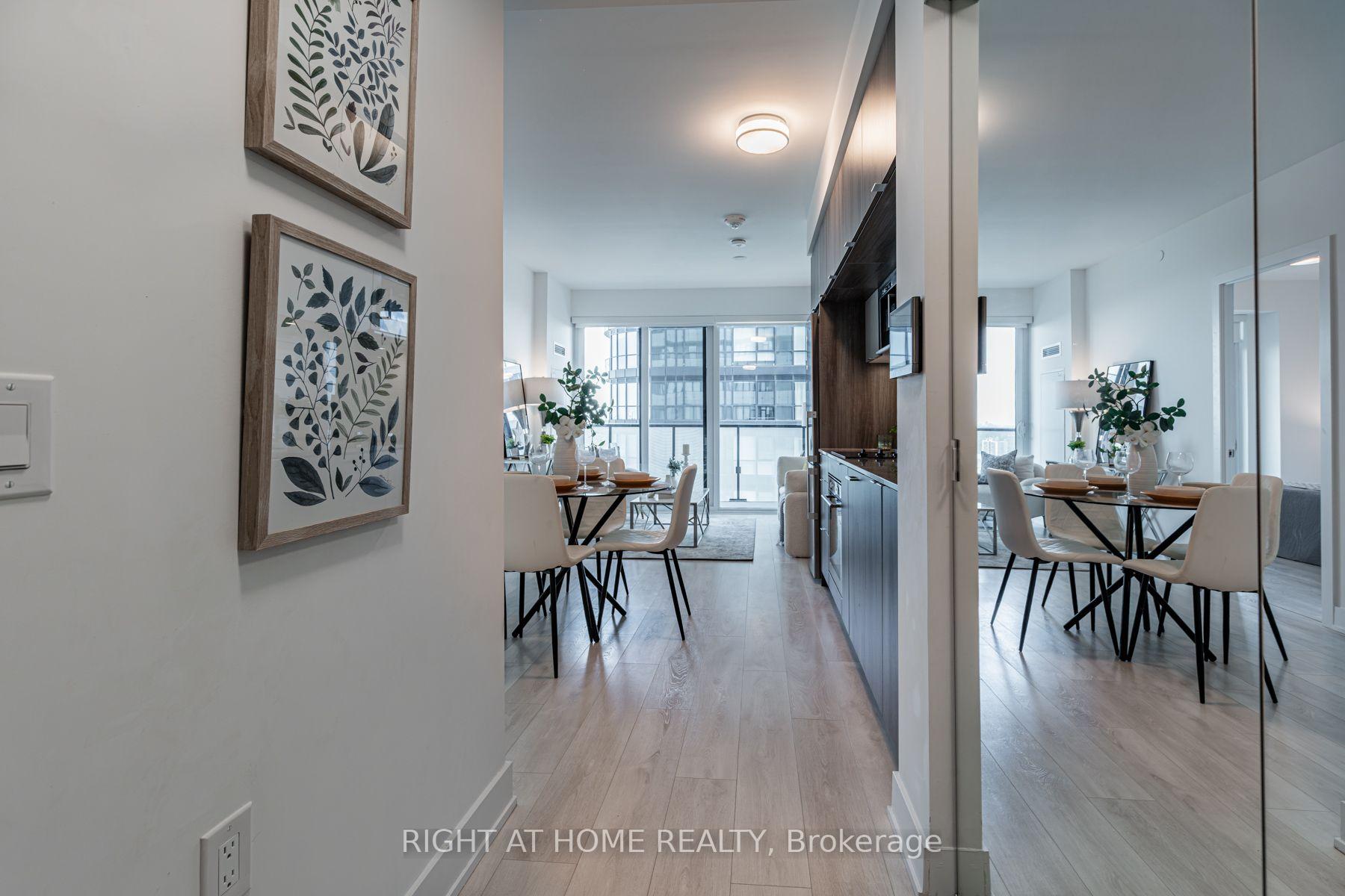 Photo 5 of Unit 3006, 575 Bloor Street E, Toronto, North St. James Town — HOMEH