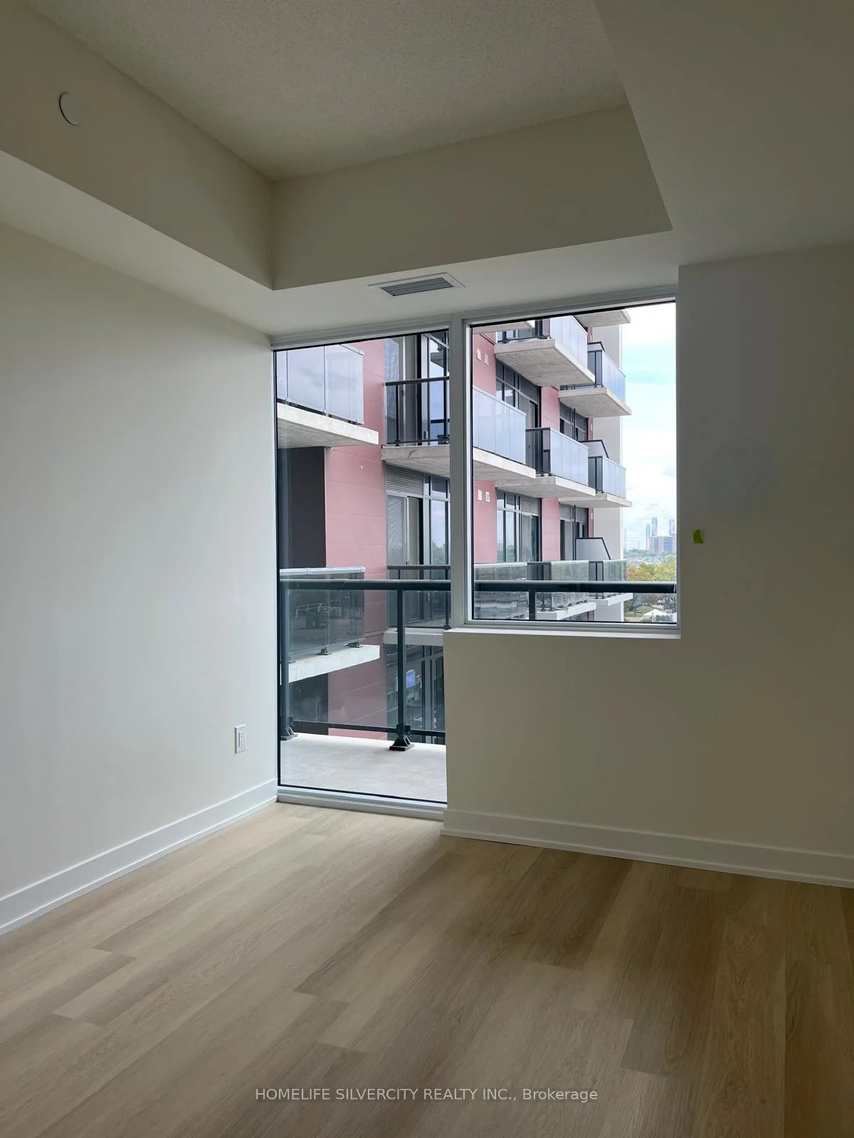 Photo 6 of Unit 716, 2825 Jane Street, North York, Glenfield-Jane Heights — HOMEH
