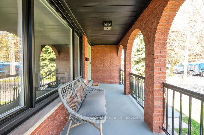 Photo 8 of 19 Hamer Boulevard, Etobicoke, Kingsview Village-The Westway — HOMEH