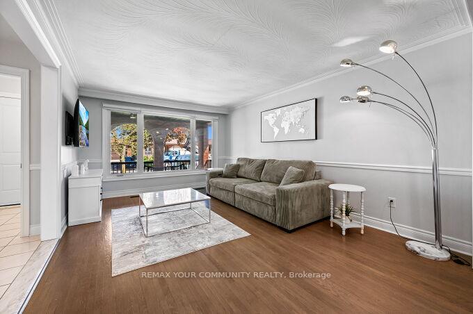 Photo 10 of 19 Hamer Boulevard, Etobicoke, Kingsview Village-The Westway — HOMEH