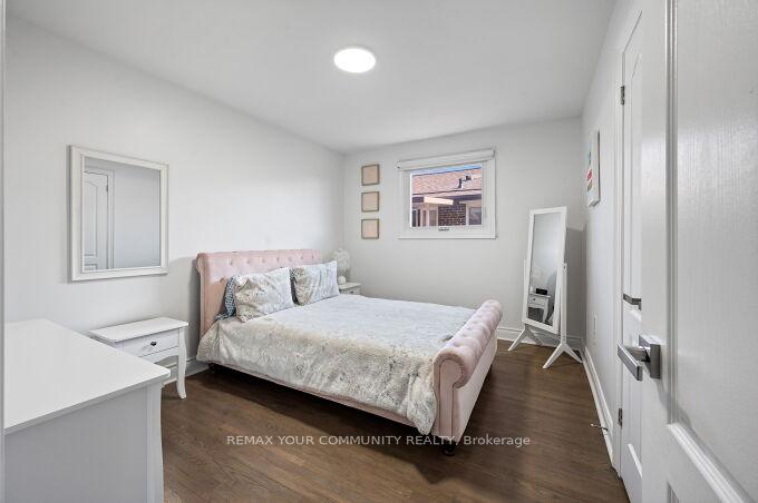 Photo 18 of 19 Hamer Boulevard, Etobicoke, Kingsview Village-The Westway — HOMEH
