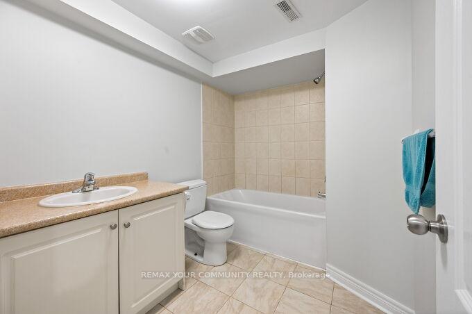 Photo 31 of 19 Hamer Boulevard, Etobicoke, Kingsview Village-The Westway — HOMEH