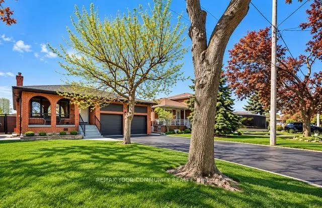Photo 7 of 19 Hamer Boulevard, Etobicoke, Kingsview Village-The Westway — HOMEH