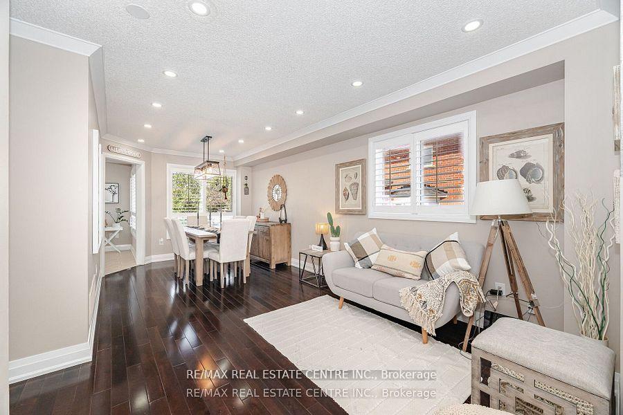 Photo 11 of 8 Duffield Road, Brampton, Fletcher's Meadow — HOMEH