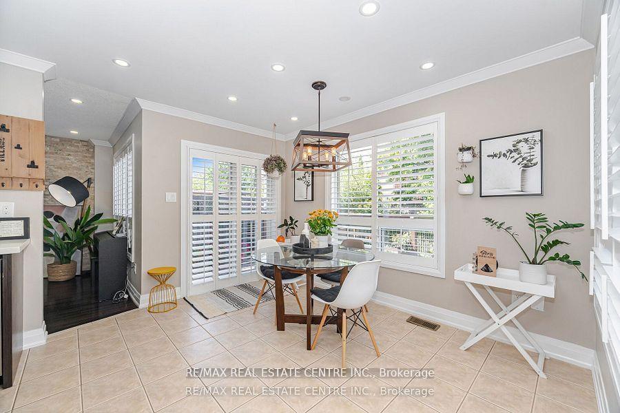Photo 17 of 8 Duffield Road, Brampton, Fletcher's Meadow — HOMEH