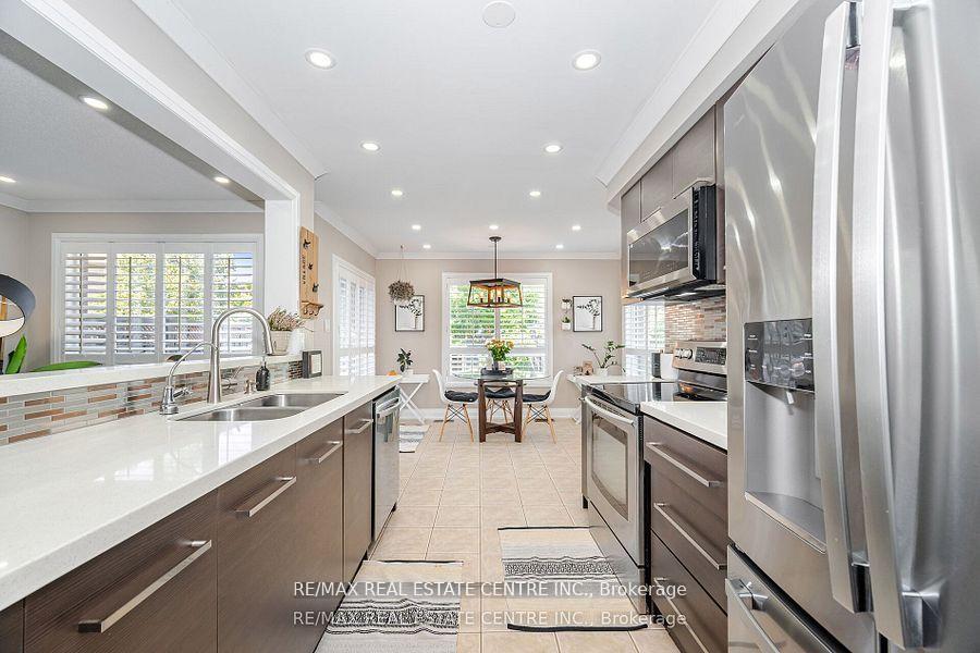 Photo 19 of 8 Duffield Road, Brampton, Fletcher's Meadow — HOMEH