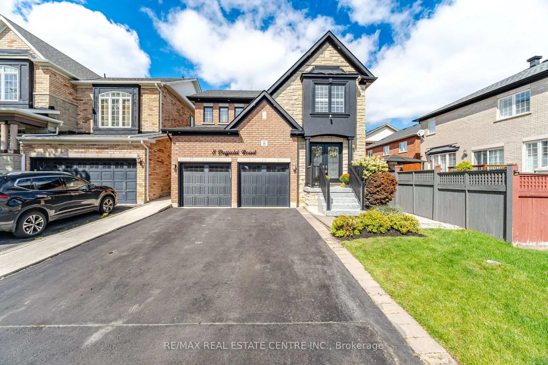 Photo 4 of 8 Duffield Road, Brampton, Fletcher's Meadow — HOMEH