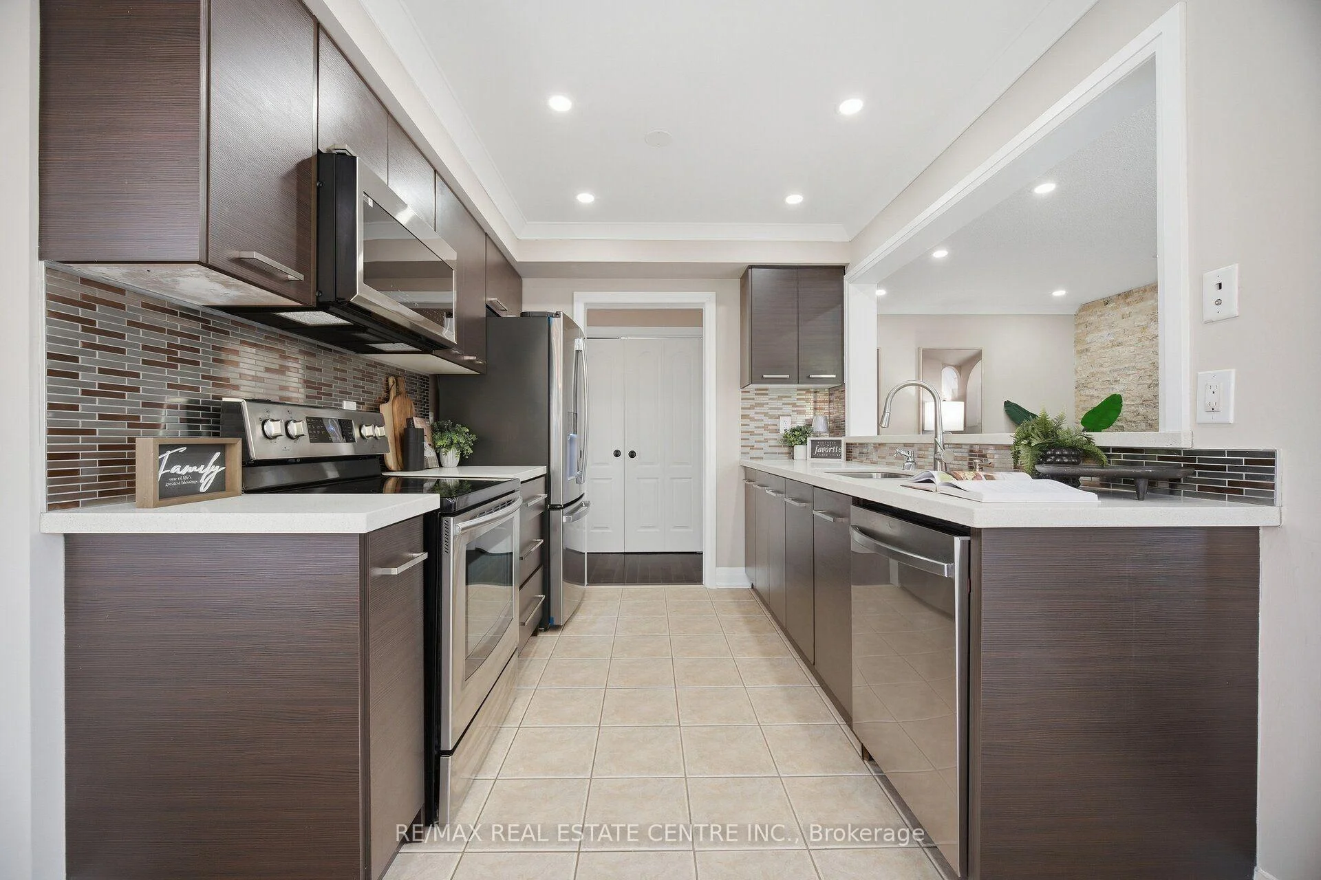 Photo 22 of 8 Duffield Road, Brampton, Fletcher's Meadow — HOMEH